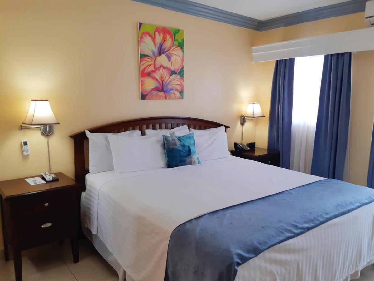 Baker'S Suites Simpson Bay Esterno foto